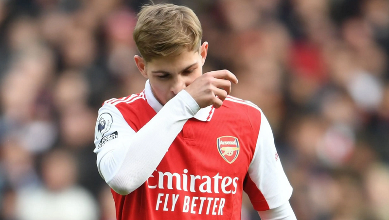 arsenal-san-sang-thu-don-hanh-ly-cho-smith-rowe