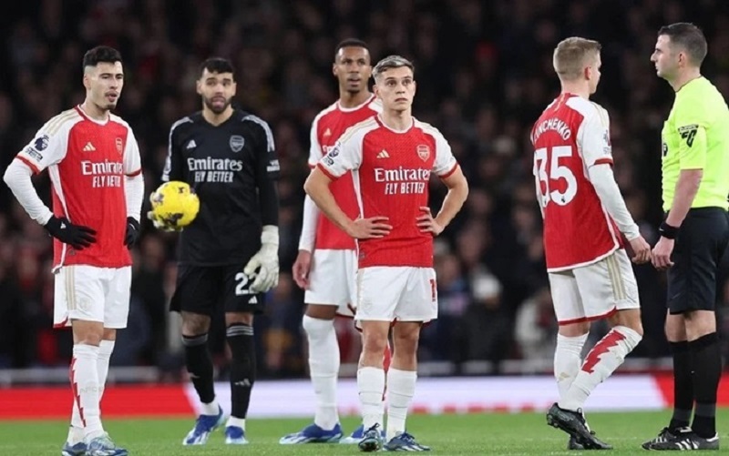 Solanke bị loại trừ, chuyên gia nói thẳng cái tên Arsenal nên hướng tới nếu muốn hàng công hồi sinh